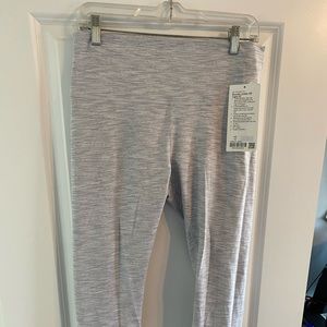 Lululemon Wunder Under tights